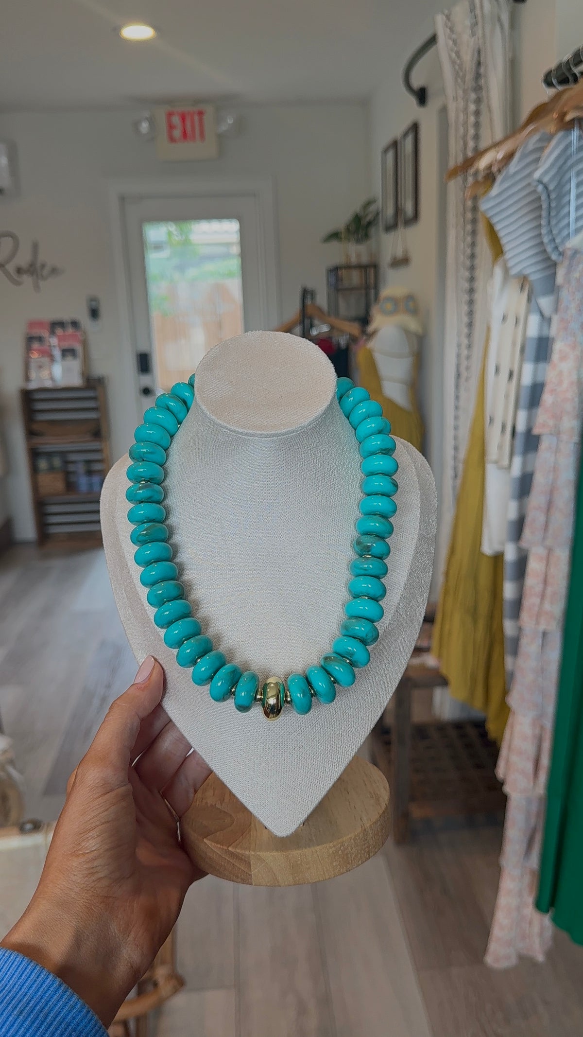 turquoise bead necklace