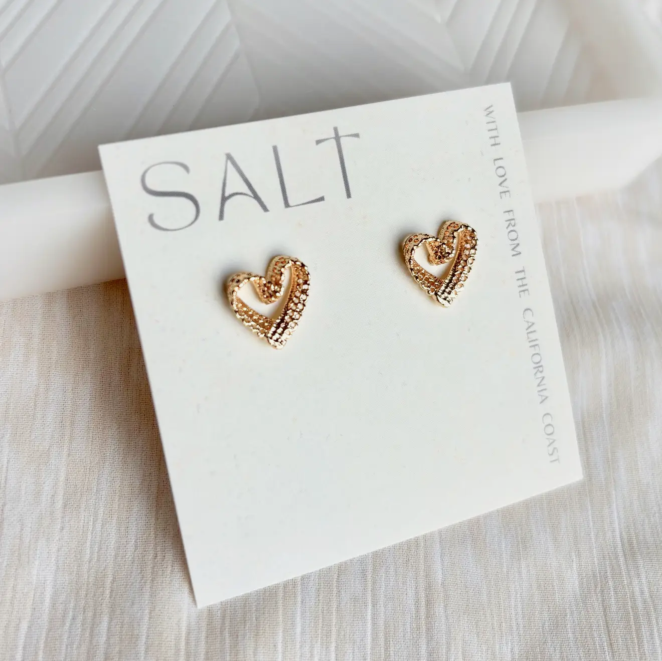 Lacy heart studs